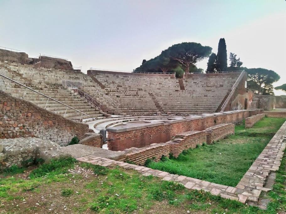 Per Antiqua Itinere Lägenhet Ostia Antica Exteriör bild