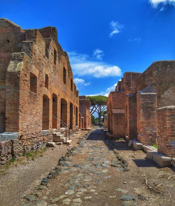 Per Antiqua Itinere Lägenhet Ostia Antica Exteriör bild